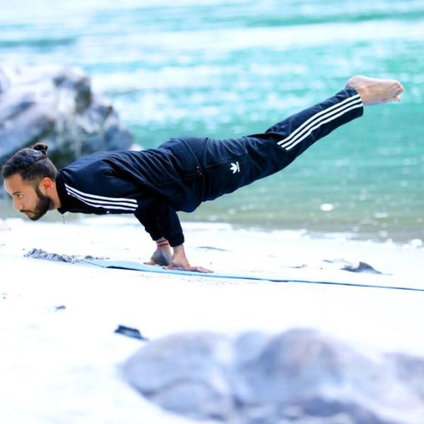 Yogacharya Ashish Payal(Nilkanth Yogshala)